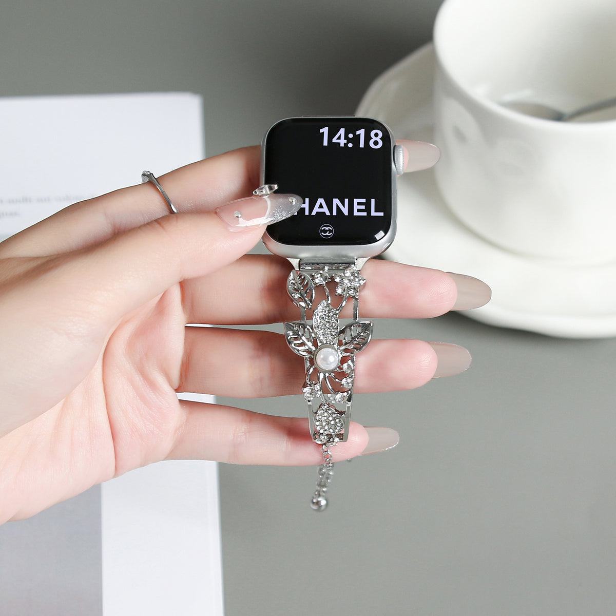 Star Rhinestone Chain Watch Band - image 10
