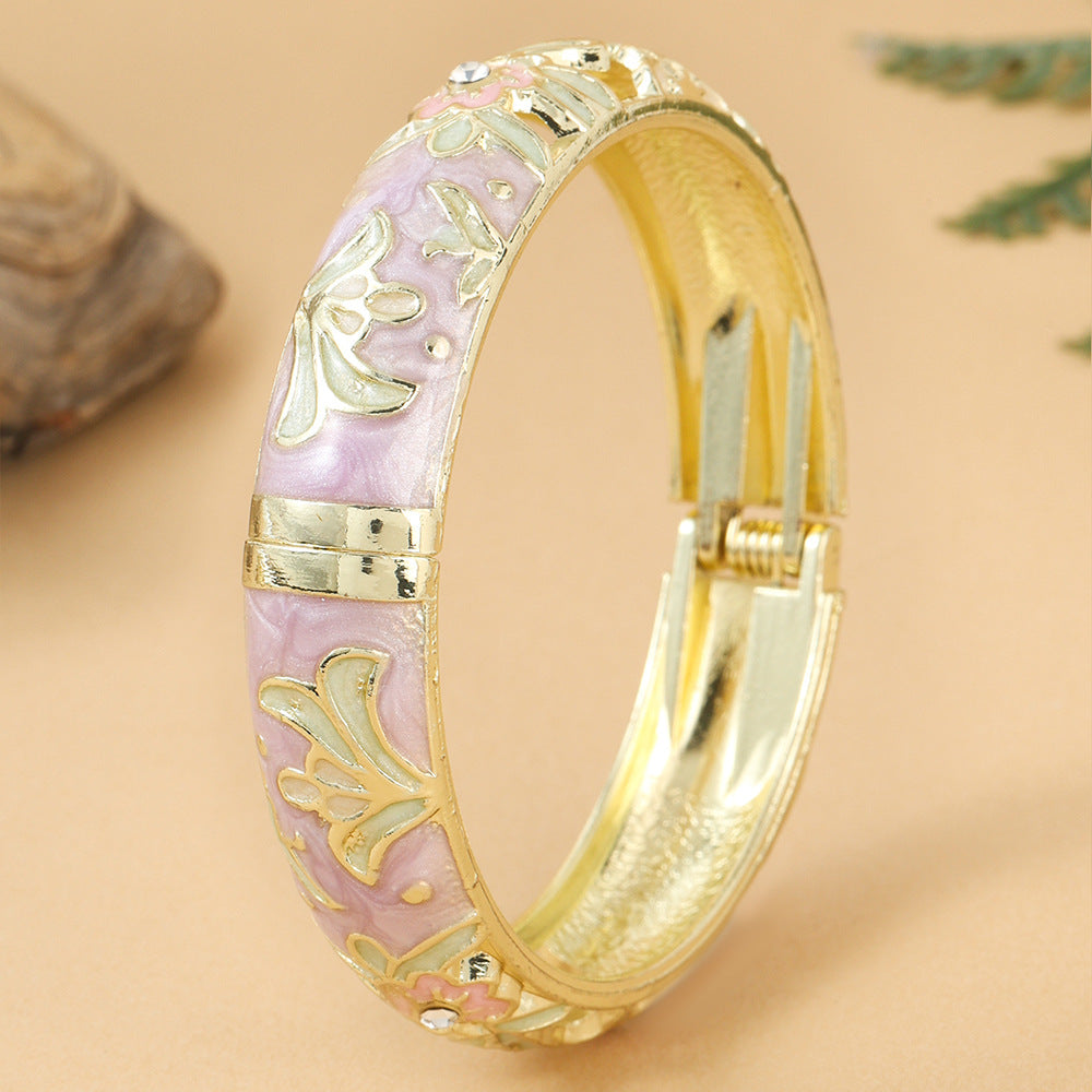 Retro Flower and Leaf Bracelet - image 8