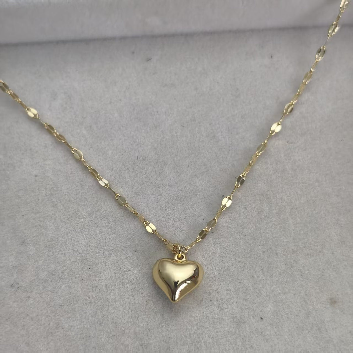 Silver Plated Heart Pendant Choker Necklace - image 5