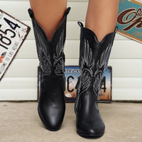 Women's Lightweight Slip-On Sneakers - image 8