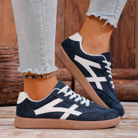 Women's Casual Lace-Up Canvas Sneakers - image 1